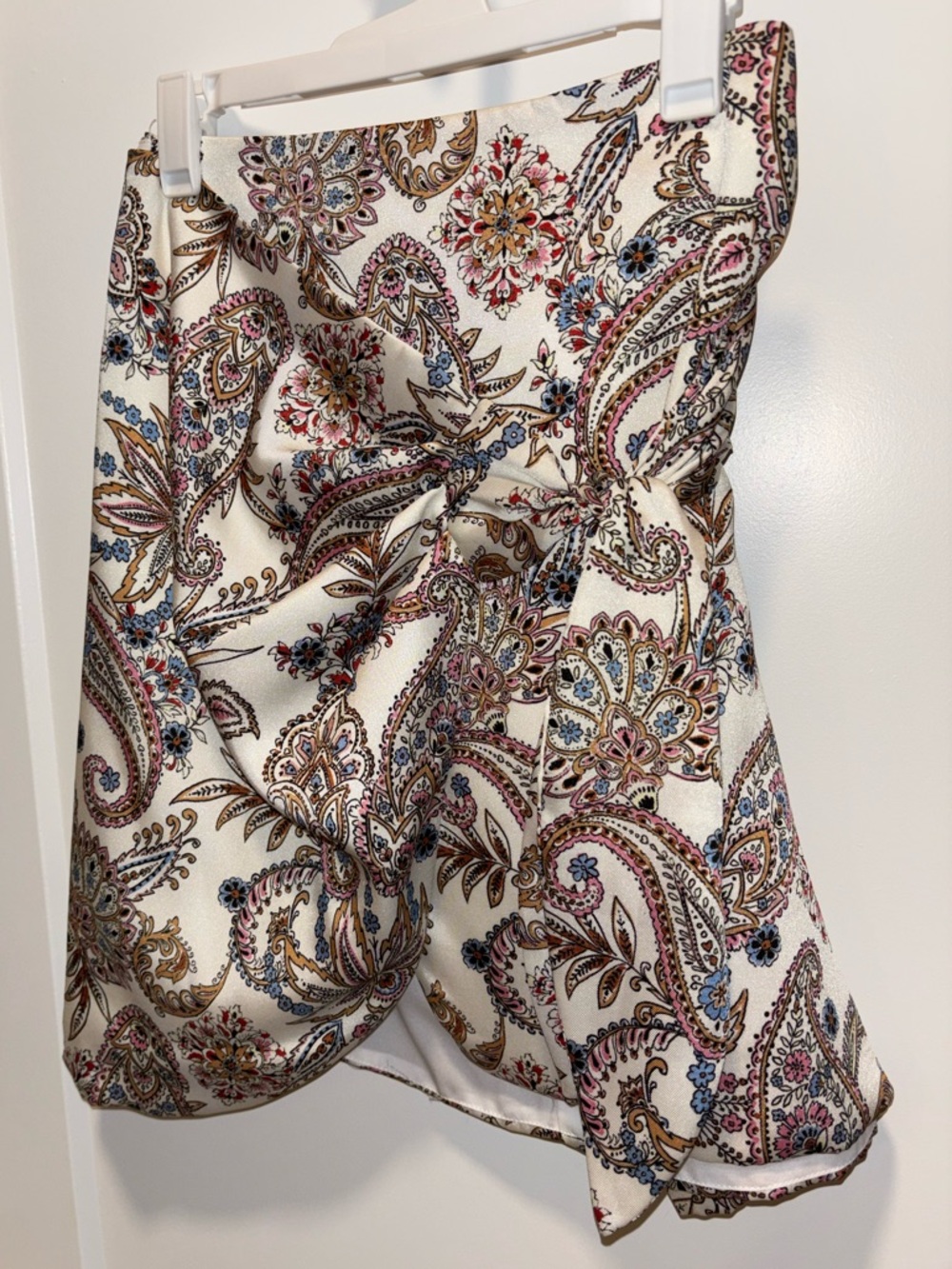 *RARE* DREW Carmen Wrap Front Satin Skirt in Ivory w Paisley - Size 10US - NWT